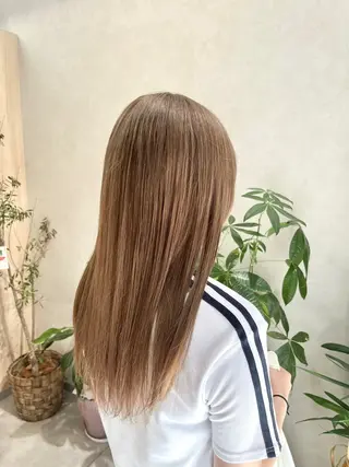 セミロング カラー 有田裕真 【ブリーチカラー】のヘアスタイル