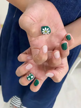 ネイル うにゃねいる🌷 Mayaのネイルデザイン