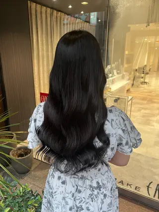 ロング 美髪矯正/髪質改善 /透明感ある艶カラーのヘアスタイル