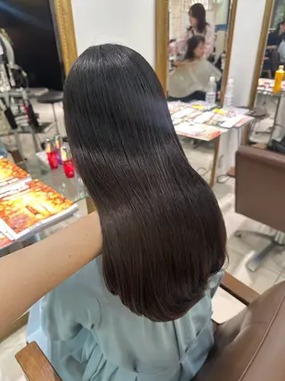 ロング 髪質改善艶カラー🩶 Nanako ⟡.·のヘアスタイル