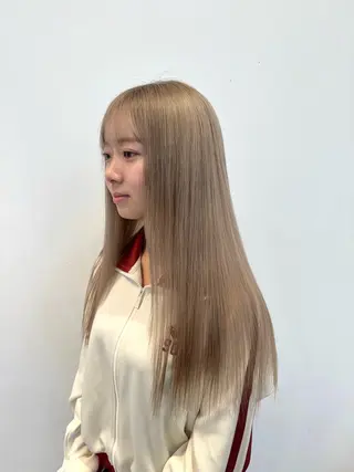 ロング カラー 堀越 美羽のヘアスタイル