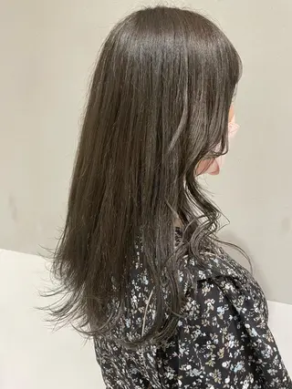 セミロング オリーブ カラー✨有坂映哉のヘアスタイル