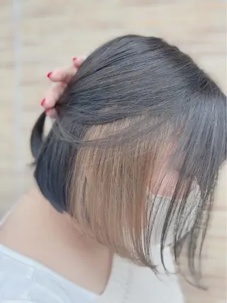 ショート メンズスタイル バレイヤージュ　齋藤のヘアスタイル