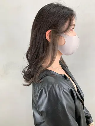 セミロング yui .のヘアスタイル