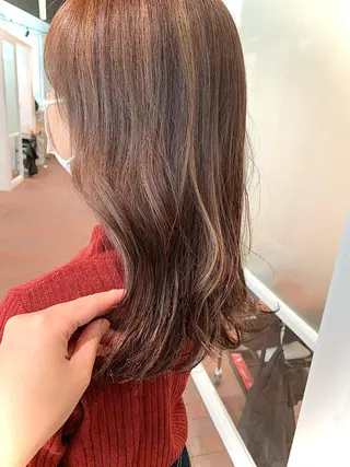 セミロング カラー ヘアアレンジ 髪と心を整える美容師 透明感カラー/ボブのヘアスタイル