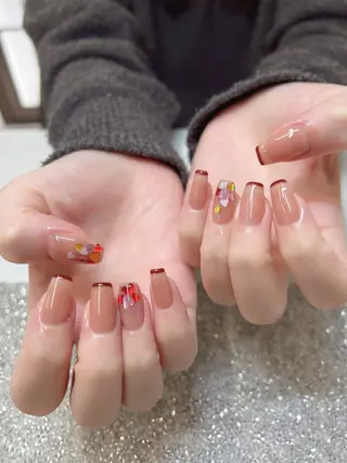 ネイル Guarendo錦糸町店所属・ガレンドウ 白澤 愛子のネイルデザイン