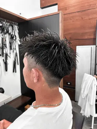 ショート カラー パーマ ヘアアレンジ メンズ キッズ ブリーチカラー🔥 パーマ【佐々木凌平】のヘアスタイル