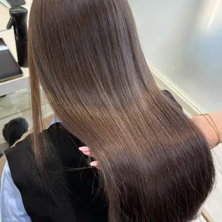 セミロング カラー 似合わせレイヤー/ 透明感カラーのヘアスタイル