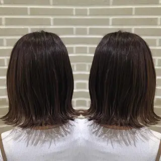 ミディアム カラー 山北 咲子のヘアスタイル