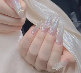 ネイル Pure&Rich Nailのネイルデザイン