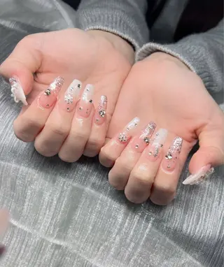 ネイル Lee Nailsのネイルデザイン