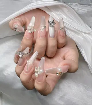 ネイル Lee Nailsのネイルデザイン