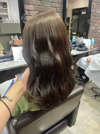 カラー 髪質改善×ブリーチ 無しWカラー🫧天神のヘアスタイル