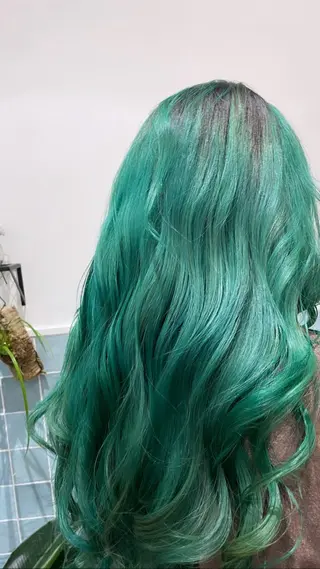 ロング カラー 矯正パーマ、ベージュ ボブカット🫧のヘアスタイル
