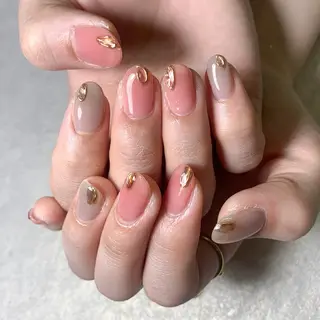 ネイル FIORITURA aiのネイルデザイン