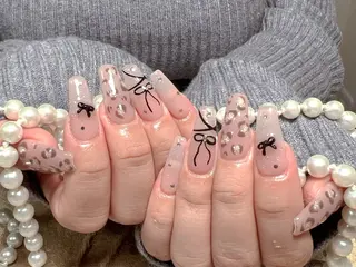 ネイル MoaNail🫶 Yoshiのネイルデザイン