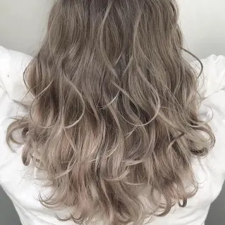 セミロング カラー 阿部 圭悟のヘアスタイル