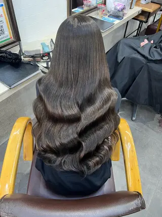 ロング カラー ✨️ヘアサロン ユートピア✨️のヘアスタイル