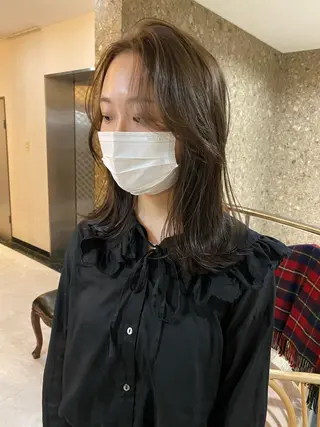 ミディアム カラー Pia ツボイ ケイタのヘアスタイル