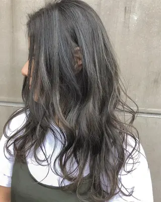 セミロング カラー 北間 寛哉のヘアスタイル