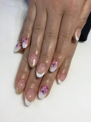 ネイル 💎🐰 saki. m 🐰💎のネイルデザイン