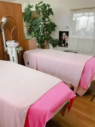 白井 三枝子のエステ・リラクイメージ