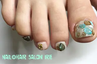 ネイル 與儀 知佳のネイルデザイン