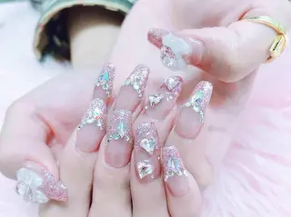 ネイル MoonNail ユリ🌸のネイルデザイン