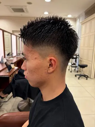 ショート メンズ 仲地 大地のヘアスタイル