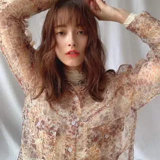 ロング カラー レイヤー/ブリーチ/ 渋谷/ルル🌿のヘアスタイル