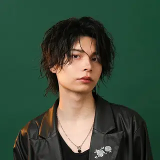 ショート カラー エクステ・レイヤ ーカット松下宗翔のヘアスタイル
