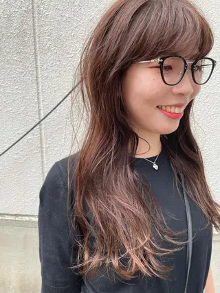 ロング さの あやねのヘアスタイル