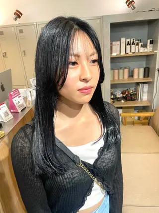 セミロング カラー 色気レイヤー& ショートはお任せ🌟のヘアスタイル