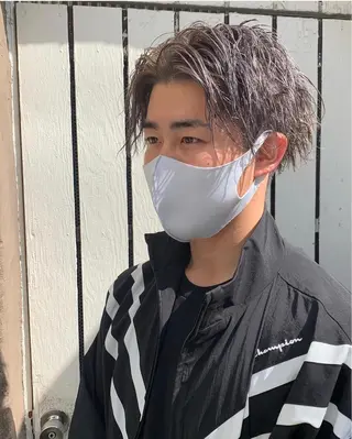 カラー メンズ 深沢 秀のヘアスタイル
