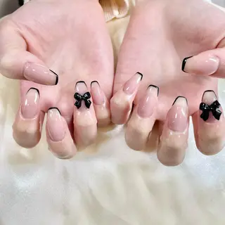 🎀AYAKO 🎀中韓ネイルのネイルデザイン