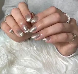 ネイル each Hibikiのネイルデザイン