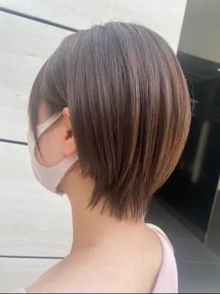 ショート ambleluxe 🌈透明感カラー中野のヘアスタイル