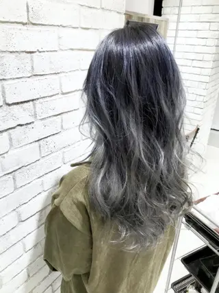ロング カラー パーマ ヘアアレンジ メンズ キッズ ネイル マツエク・マツパ バレイヤージュ/ 髪質改善/渡邉悟🌱のヘアスタイル