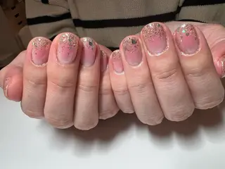 ネイル 髙城 亜紀のネイルデザイン