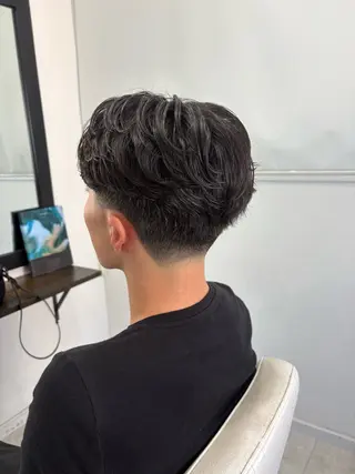 ショート パーマ メンズ 本間 颯太のヘアスタイル