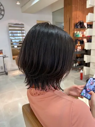 ミディアム 大月 夏歩のヘアスタイル