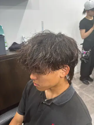 メンズ 🪽直毛男子の救世主 🪽フェザーパーマのヘアスタイル