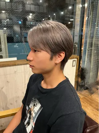 ショート カラー メンズ haruka 🩶のヘアスタイル