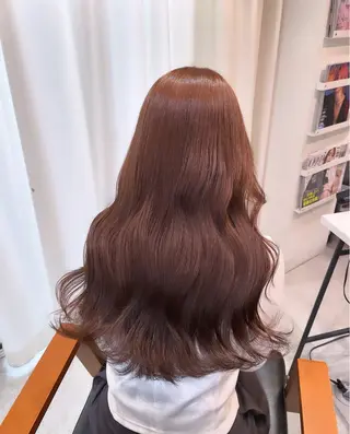 ロング ワインレッド/耳ツボ ジュエリー/なほのヘアスタイル