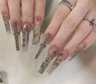 ネイル Pure&Rich Nailのネイルデザイン