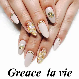 ロング カラー パーマ ヘアアレンジ キッズ ネイル マツエク・マツパ Greace  la vieのネイルデザイン