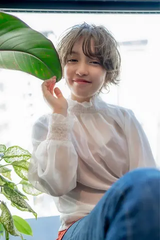 ミディアム カラー パーマ ヘアアレンジ 顔周りカット・相談 レイヤーも◎しずくのヘアスタイル