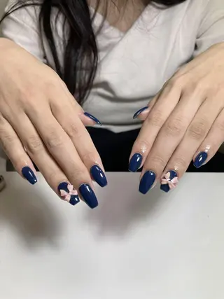 マツエク・マツパ エリ🫧 nail池袋東口のネイルデザイン