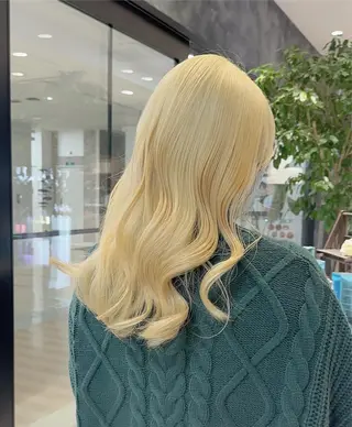 セミロング NAKAHARA TSUKUSHIのヘアスタイル