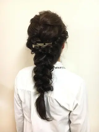 ロング ヘアアレンジ 野崎 ひかりのヘアスタイル